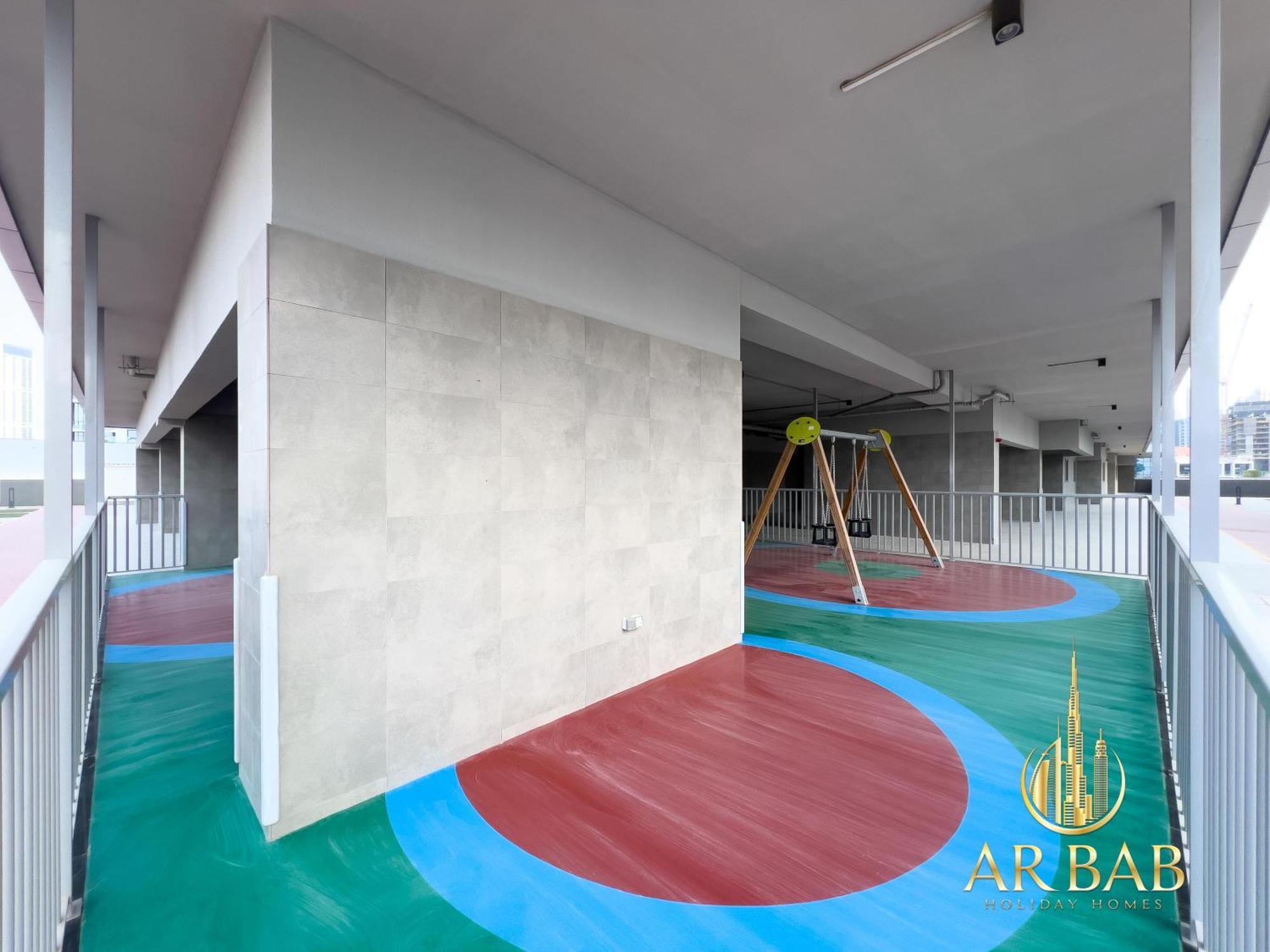 Elite Residence - Premium Studio - Best Horse Course View Apartment