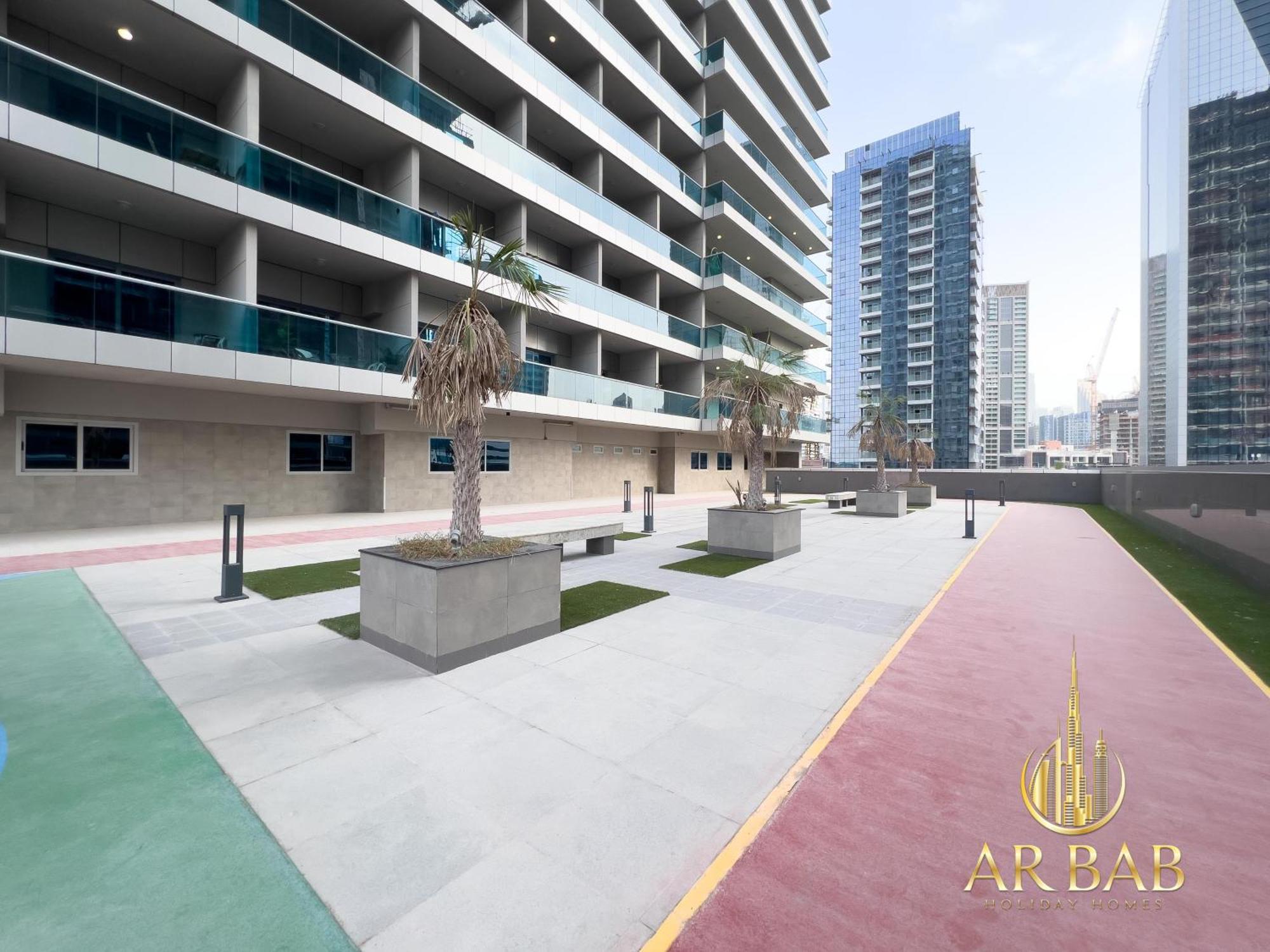 Elite Residence - Premium Studio - Best Horse Course View *