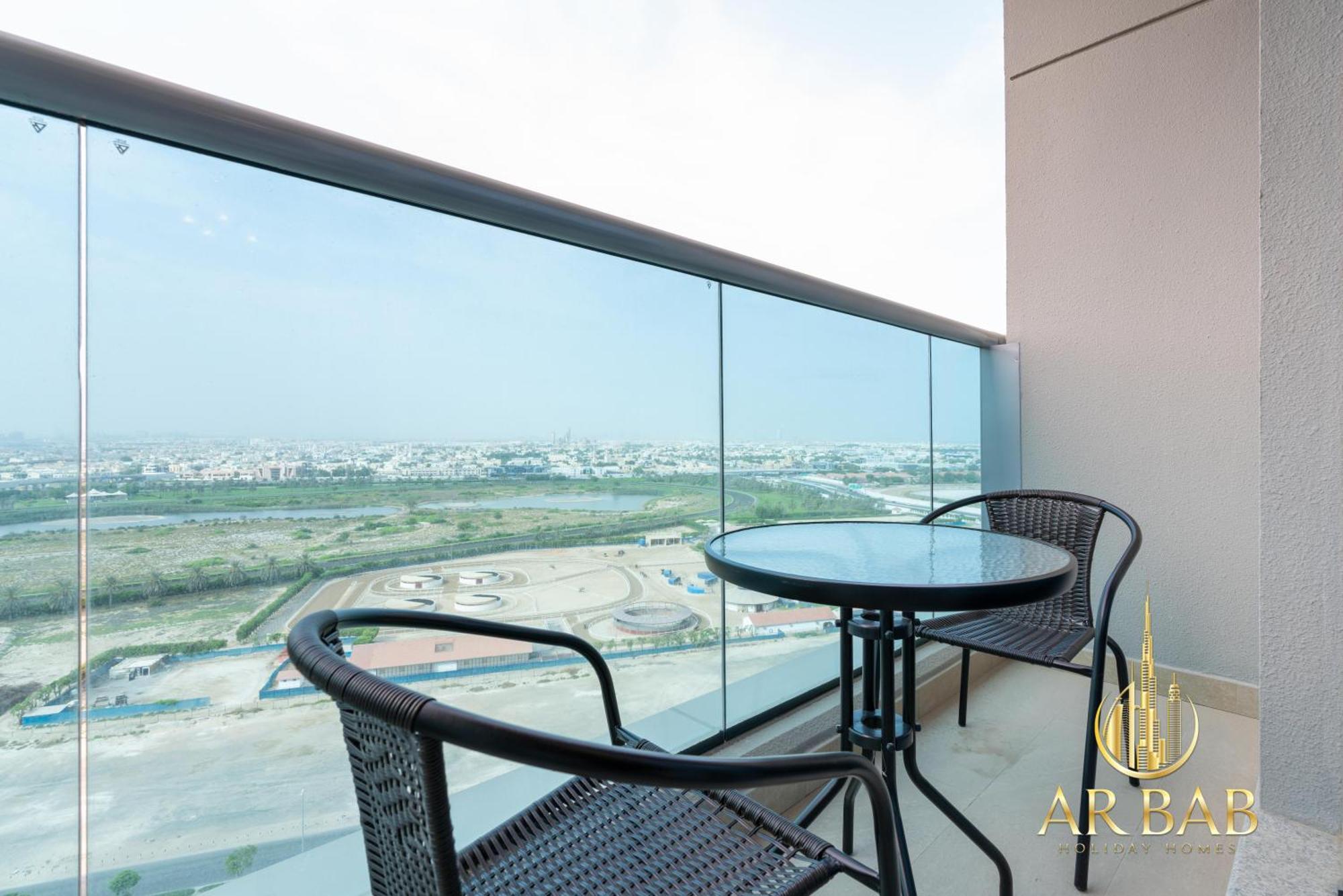 Elite Residence - Premium Studio - Best Horse Course View Dubai