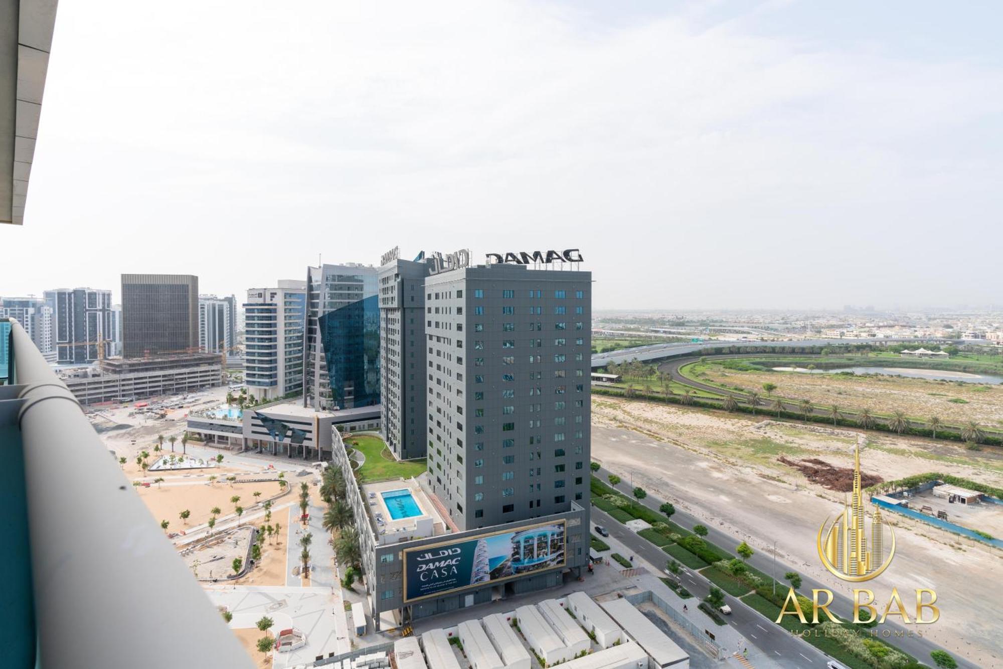 Elite Residence - Premium Studio - Best Horse Course View *